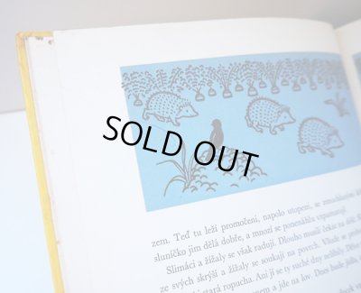 左上に青い線の書き込みがあります。