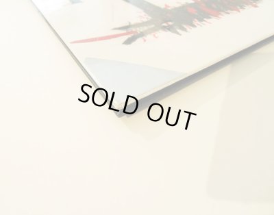 角の傷みがあります。