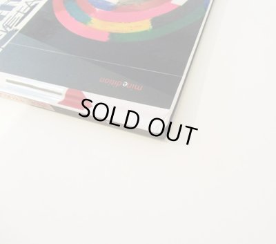 角の傷みがあります。