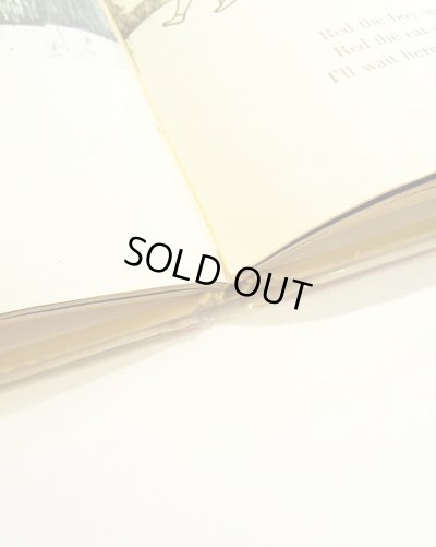 綴じの傷みがあります。