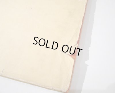 ダストカバーの傷みがあります。