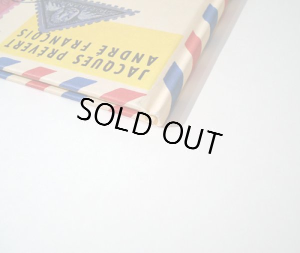 海外輸送により角にスレ傷があります。