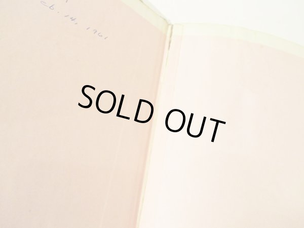 綴じの補正テープがあります。